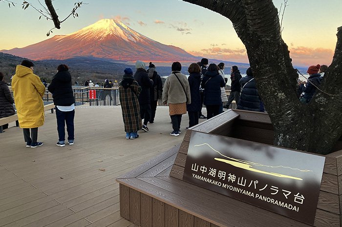 ６時半すぎパノラマ台を去る