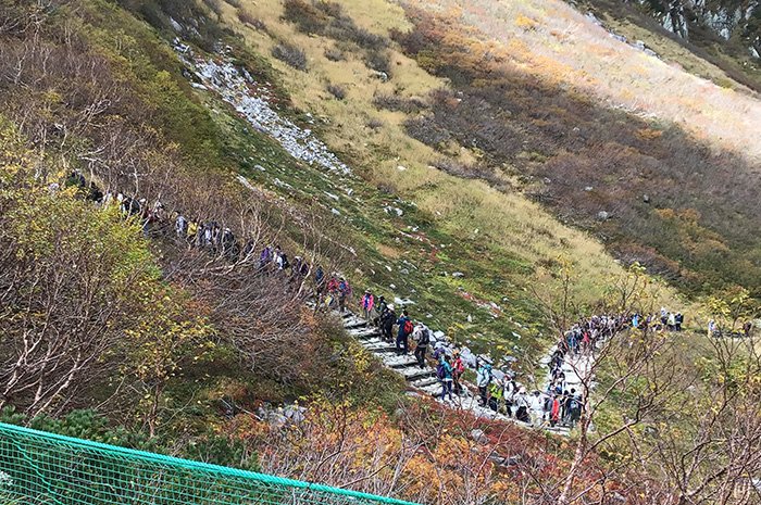 300mもならんだロープウェイまち